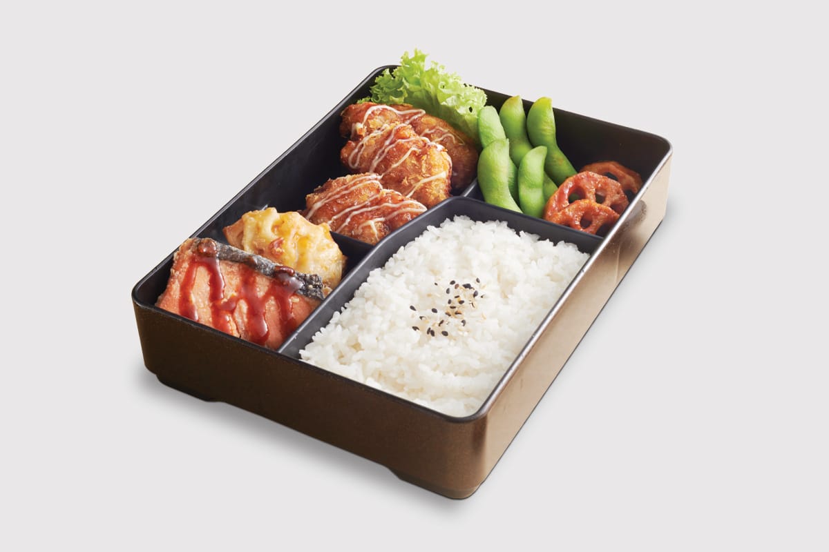 Grand-Mixed-Bento-edged-out